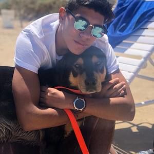 Meet your Posher, Roberto